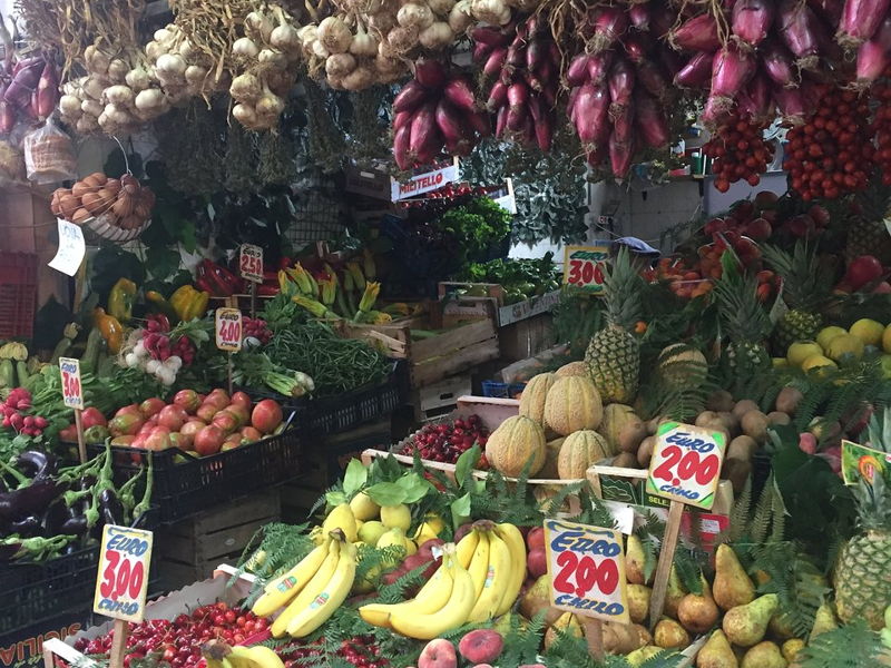 Tour enogastronomici Napoli: Visita al mercato e cooking class napoletana con Anna