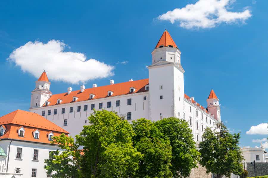 Budapest-Bratislava One-Way Sightseeing Transfer - photo 2