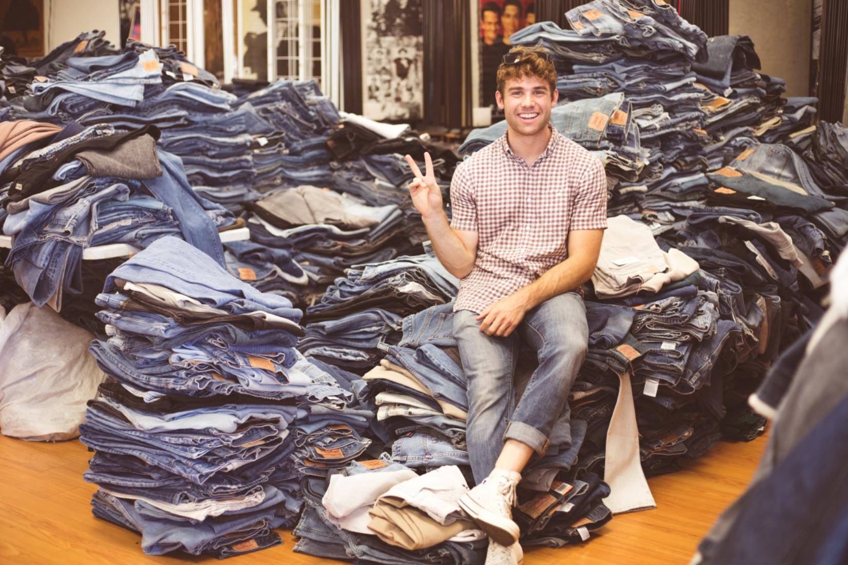 Where to find Levi's for $13 in Los Angeles – FEEL YOUR SOUL