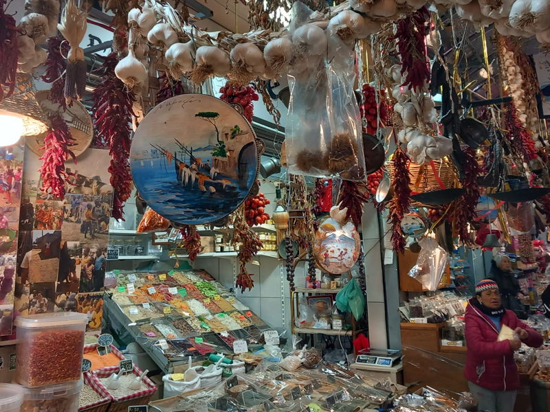 Tours enogastronómicos Nápoles: Explorando la cultura napolitana en un mercado local