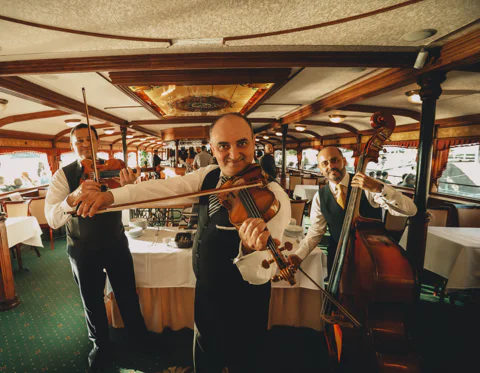 Dinner (buffet style) with live music and folklore show