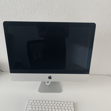 Apple iMac 21.5” Retina 4K Silver, 3.6 GHz Core i3