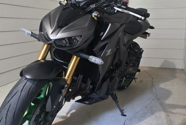 2026 KAWASAKI Z1100 SE ABS motorcycle for rent near Raleigh, NC