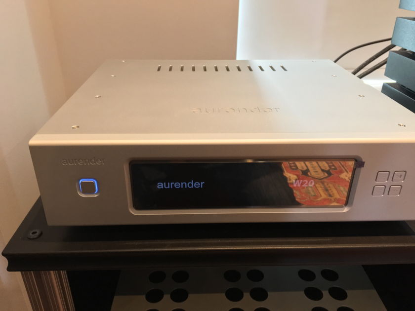 Aurender W20  Condition Like NEW