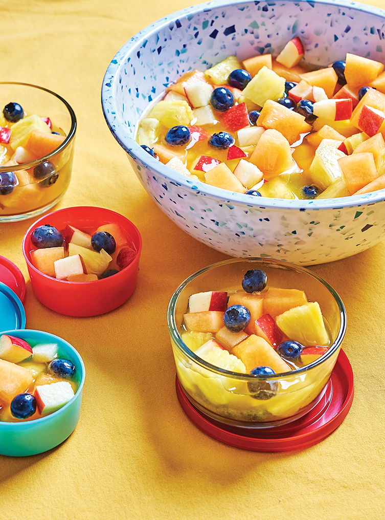 Fruit Salad in a Light Orange Syrup | RICARDO