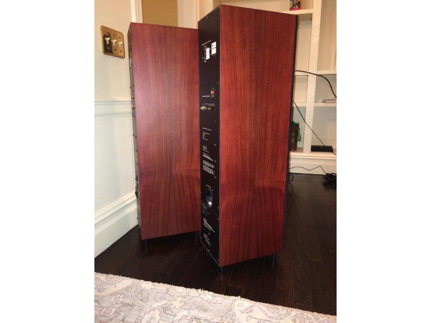 Meridian DSP-5000 96/24 Speakers with free 561