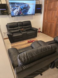 Reclyning chairs in the back