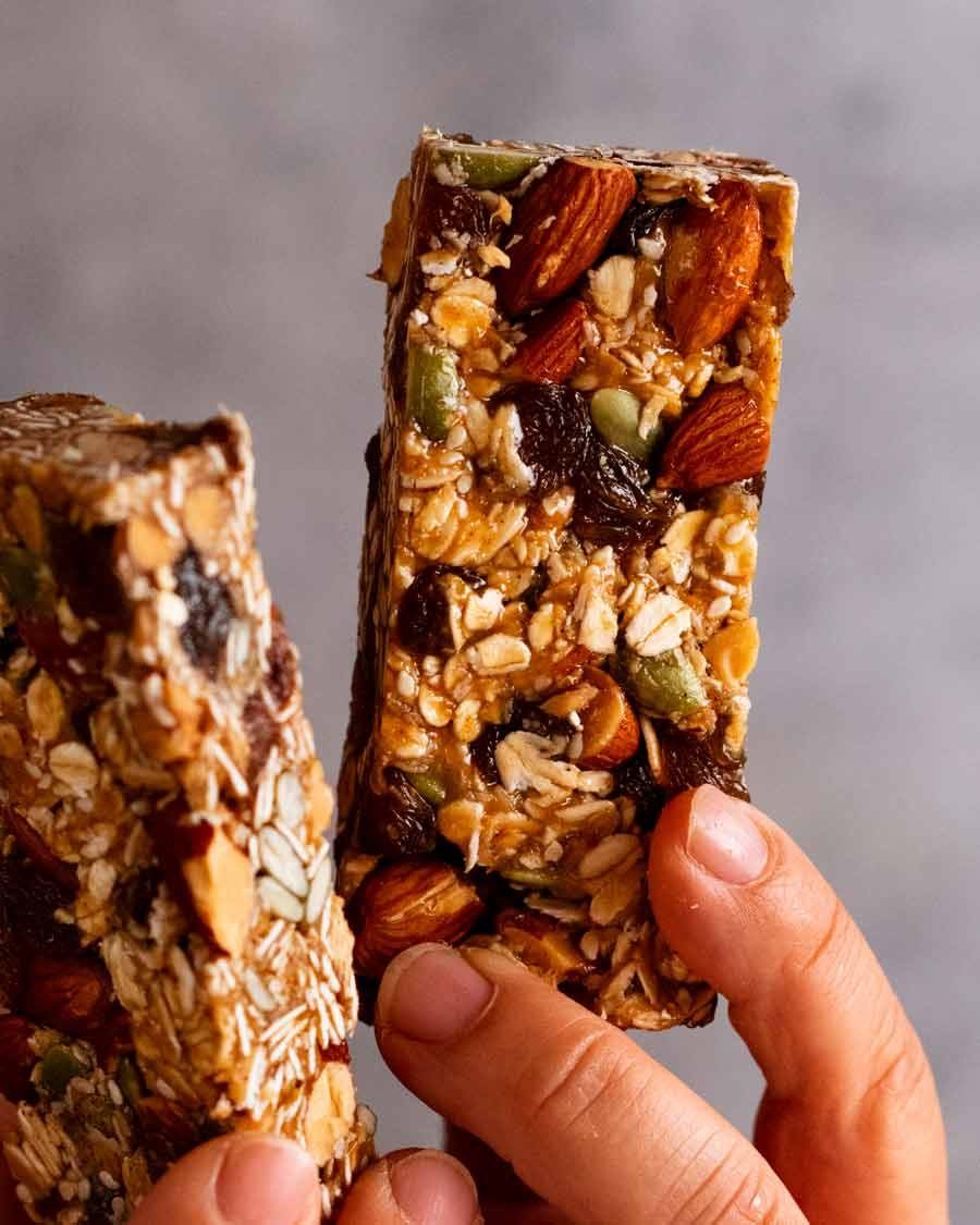 Chewy muesli bars (granola bars) - RecipeTin Eats