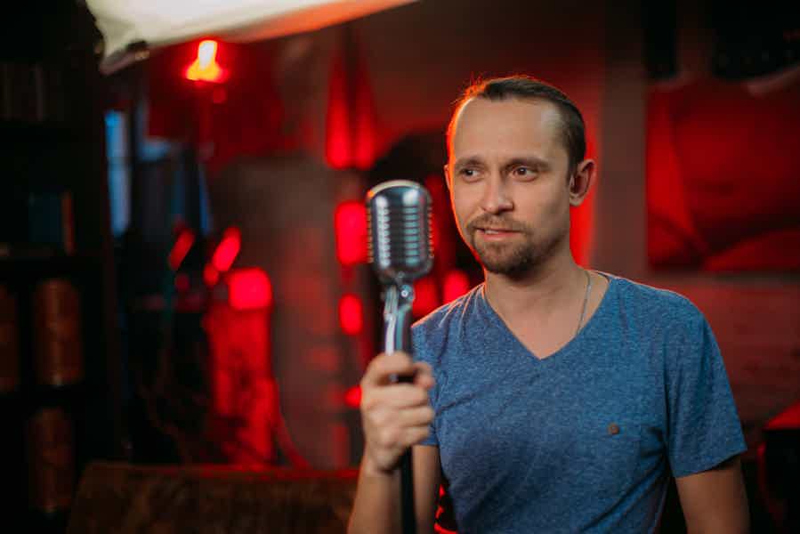 Prague's Famous Stand Up Comedy Show in English - photo 3