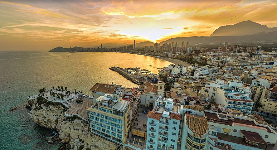  Benidorm, Costa Blanca
- poniente beach and benidorm old town from above at sunset