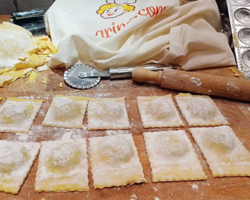 Corsi di cucina Lido di Ostia: Bruschette, ravioli e crostata: un viaggio nella tradizione