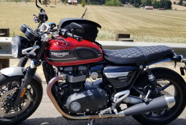 2020 TRIUMPH SPEED TWIN 1200 motorcycle for rent near Portland, OR