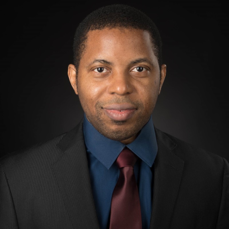 Senghor Bruce Etienne - Database Expert and Mentor