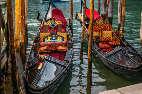 Hidden Venice: Private 30-Minute Gondola Ride