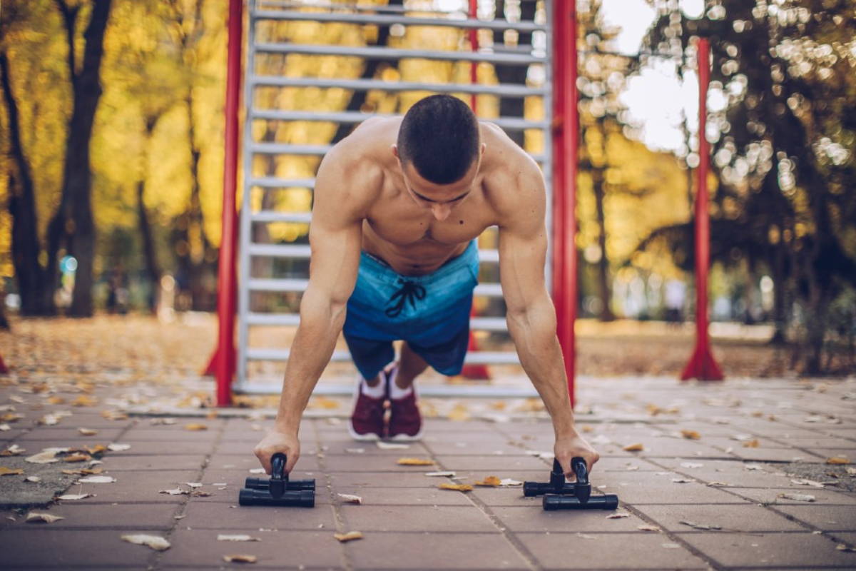 How to use push up bars