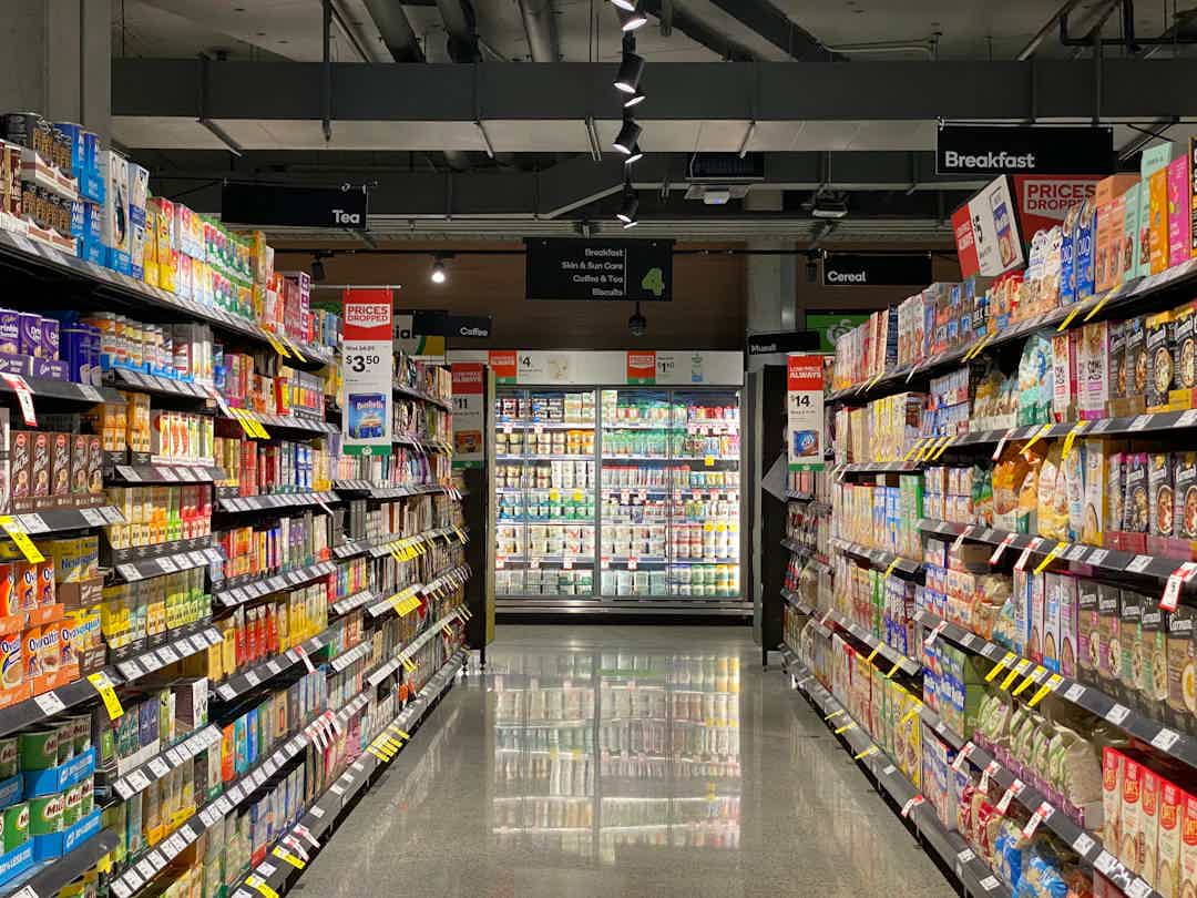 What You Eat Today Could Protect Your Brain Tomorrow: The Diet-Dementia Connection