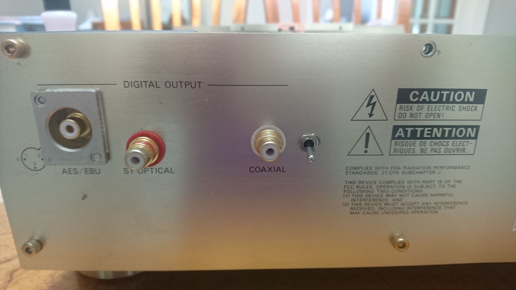 New switch and digital input to allow Sonos output to run through inboard DAC