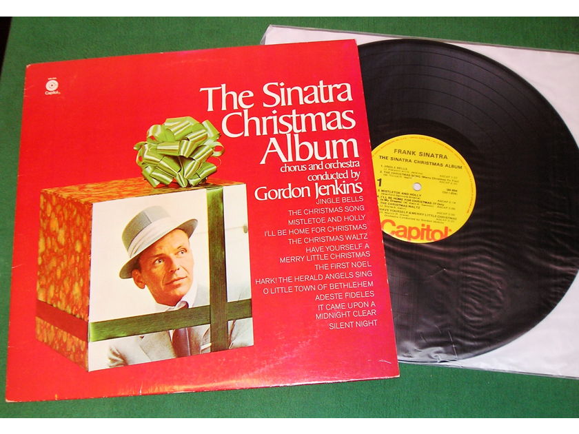 FRANK SINATRA - THE CHRISTMAS ALBUM - * 1975 CAPITOL MONO PRESS - CAP10a LABEL * NM 9/10