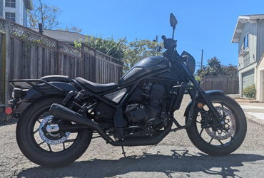 2021 HONDA CMX1100A REBEL "GUNMETAL BLACK METALLIC" motorcycle for rent near Millbrae, CA