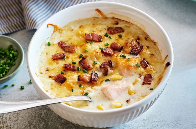 Chaudrée gratinée au saumon et au maïs