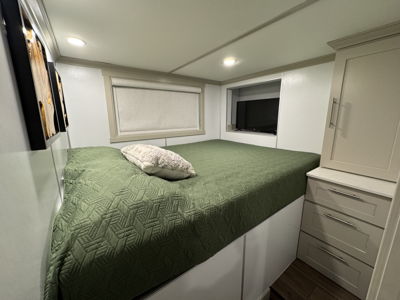 Boat Image 16