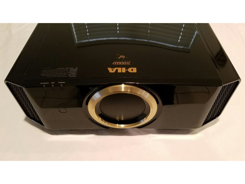 JVC     DLA-RS60U JVC D-ILA 3D Referance Series Projector, DLA-RS60U