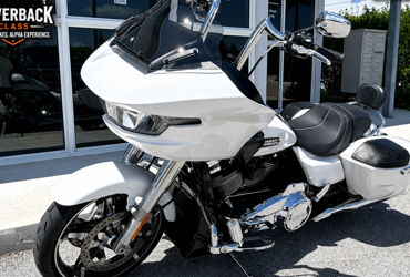 2025 HARLEY-DAVIDSON ROAD GLIDE motorcycle for rent near Golf, FL