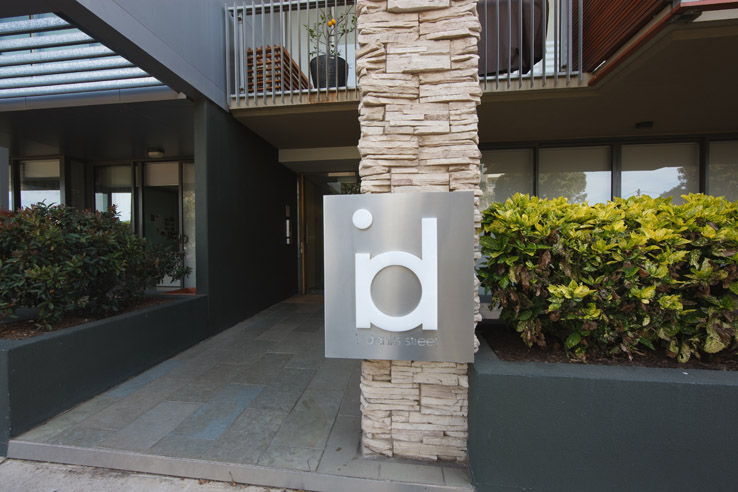 Spacious Top Floor Residence inc. Dazzling City and part Water Views- Port Melbourne - Image 18