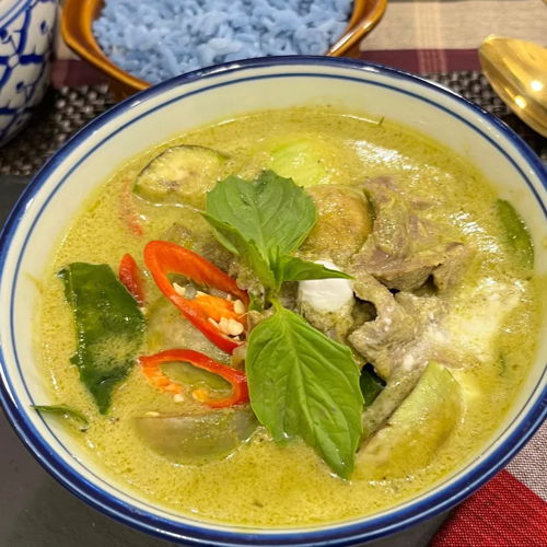 Image 8: Green Curry Beef แกงเขียวหวานเนื้อ