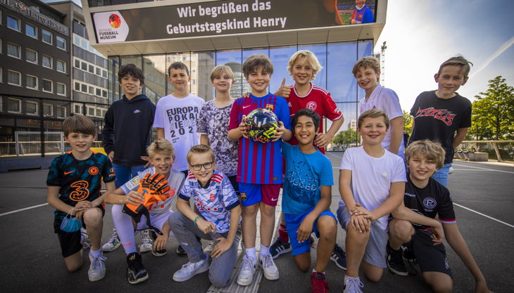 kindergeburtstag fussballmuseum schuetze
