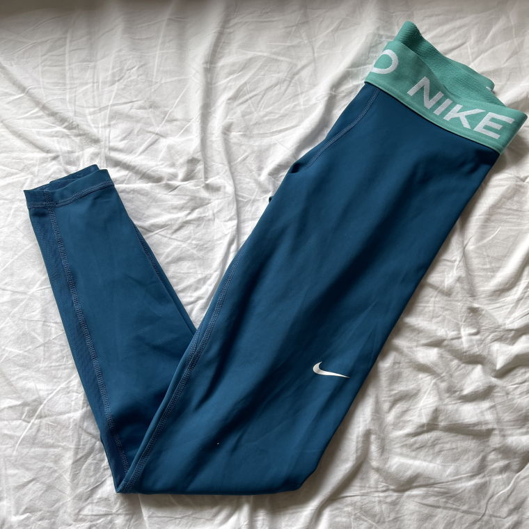 turquoise sport leggings 🩵