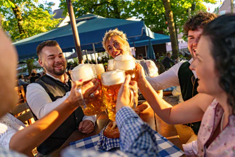 2-hour walking tour with Beer tasting