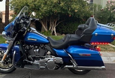 2017 HARLEY-DAVIDSON TOURING ULTRA LIMITED motorcycle for rent near Las Vegas, NV