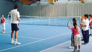 tennisjessen kindergeburtstag spielfeld kinder lernen