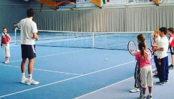 tennisjessen kindergeburtstag spielfeld kinder lernen