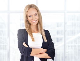 Braunschweig- COM_Consultantrecruiting-2017_FB_Post_1200x900_QE_Frau.jpg