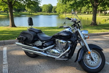 2013 SUZUKI BOULEVARD C50 motorcycle for rent near Jacksonville, AR