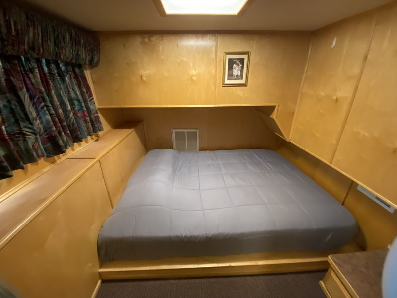 Boat Image 9