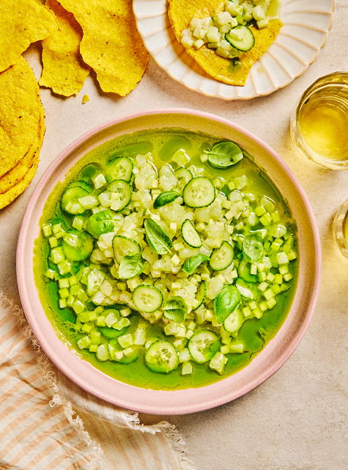 Ceviche de poisson blanc au concombre, au citron, à la pomme verte et au basilic