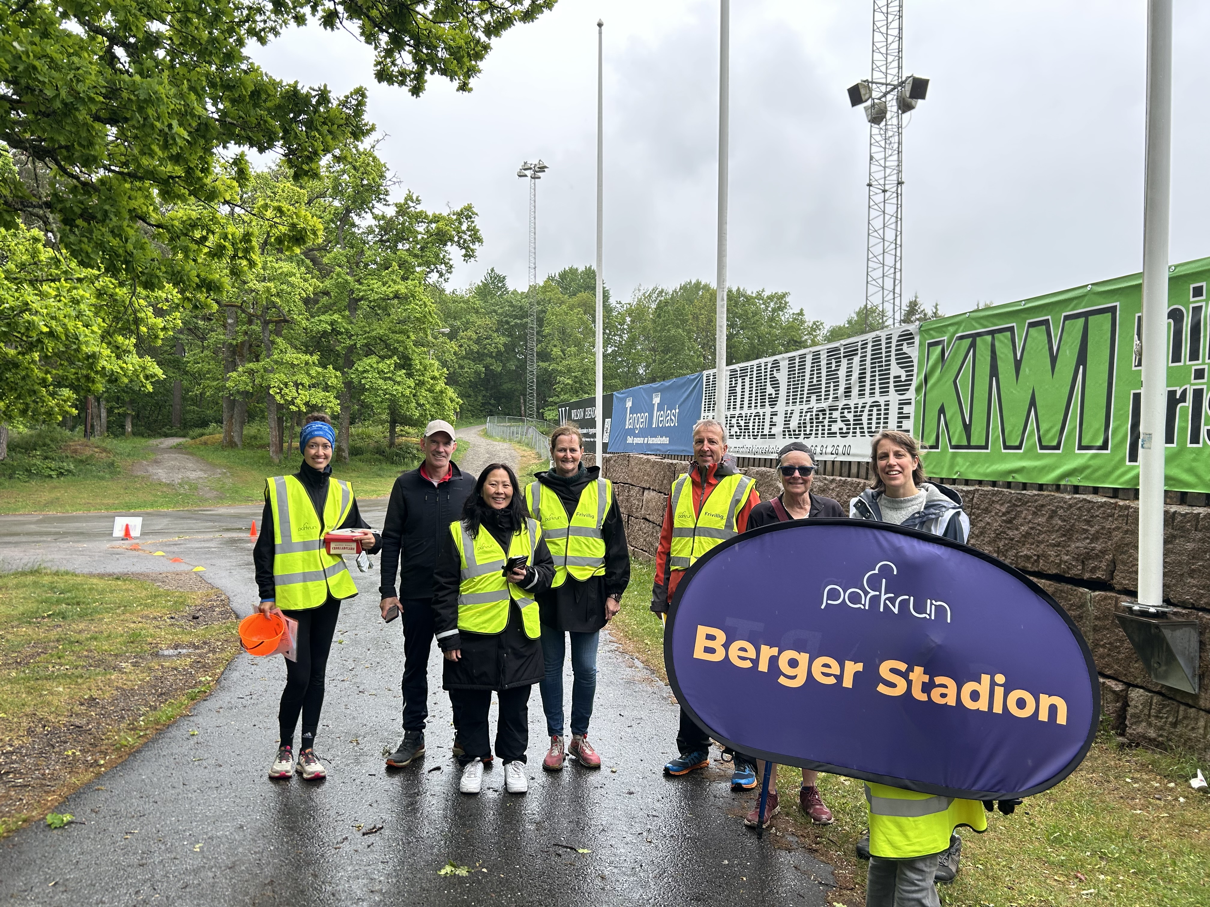 Noen av de frivillige på parkrun