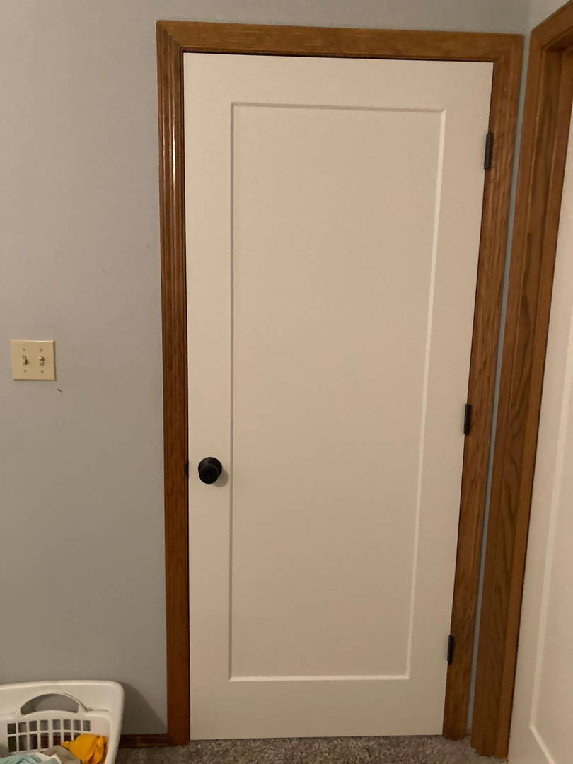 Residential interior door