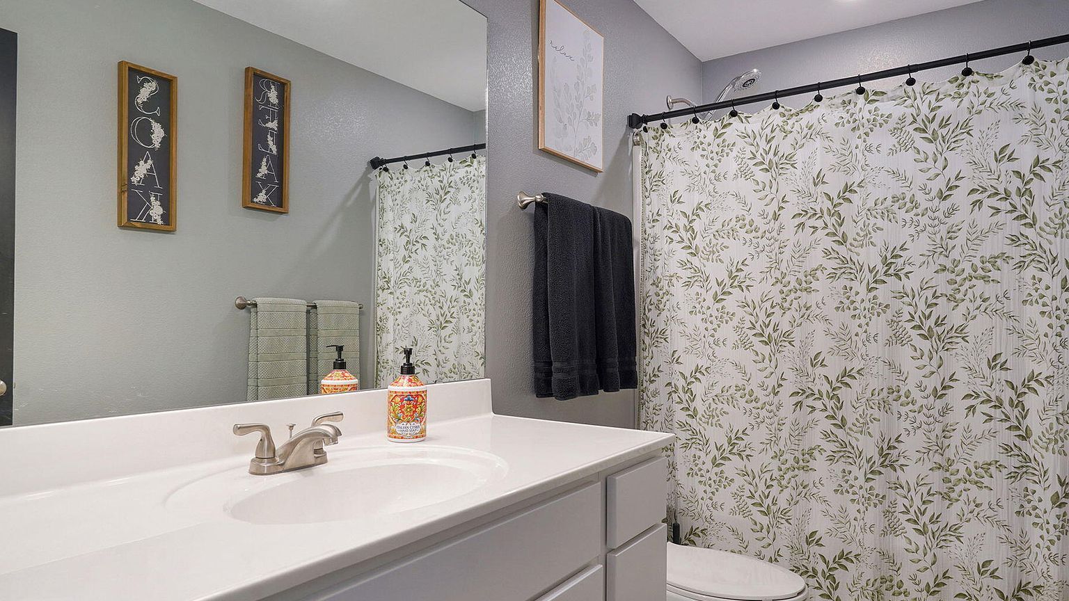 Slideshow image