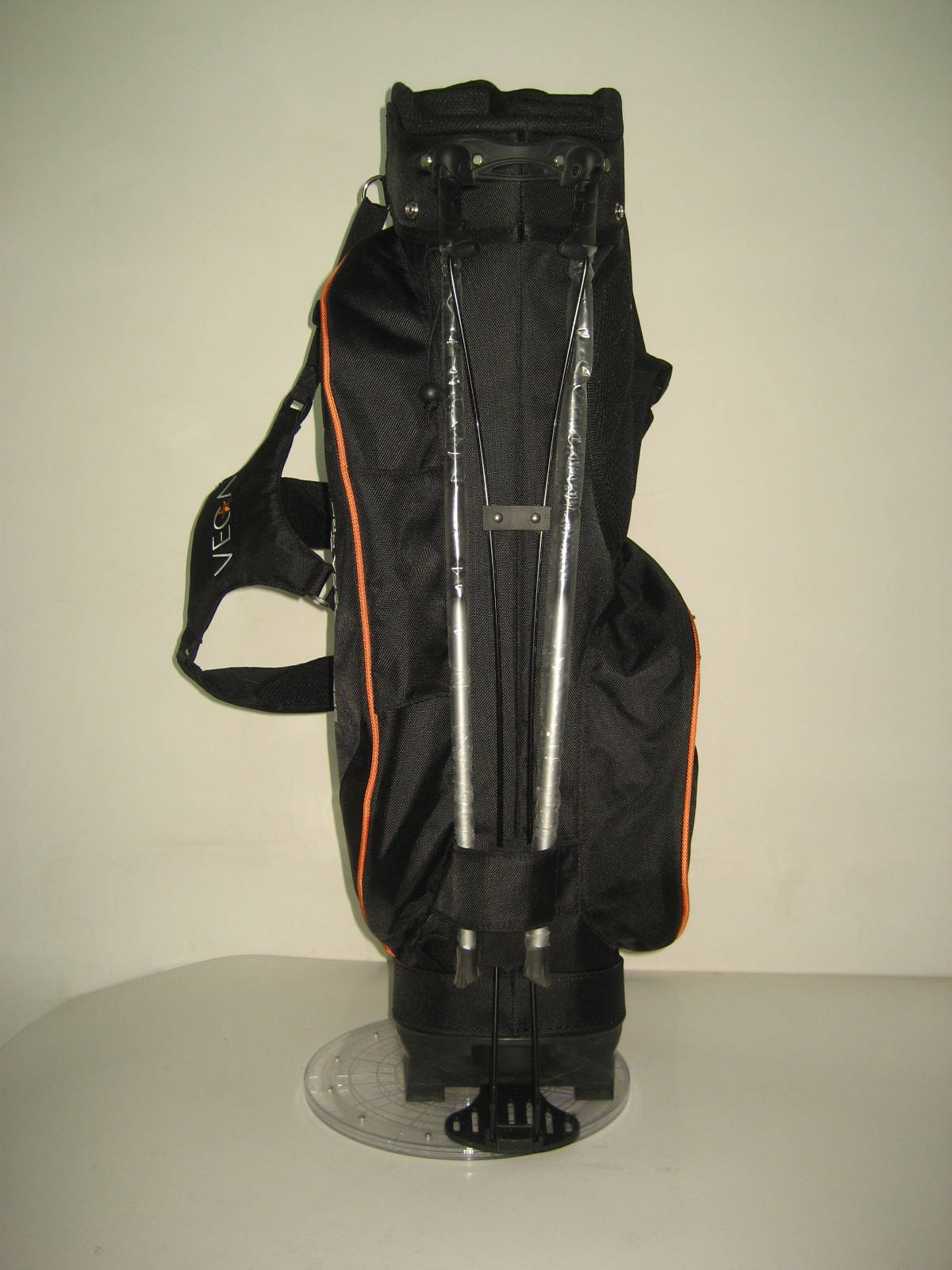 Customised football club golf bags by Golf Custom Bags 162