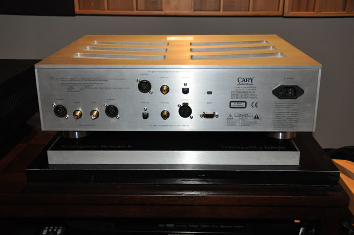 Cary Audio  pro 306 sacd/usb up sampling cd