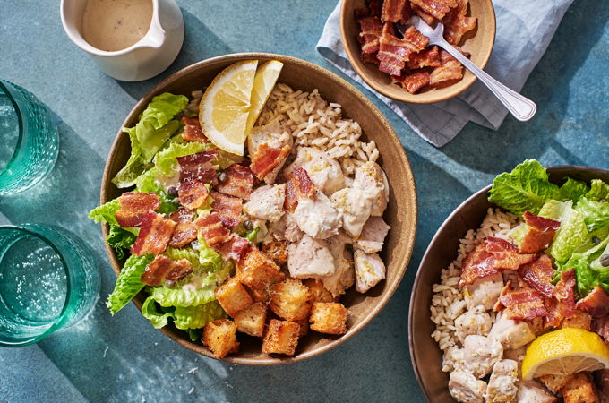 Bols-repas au poulet et au bacon à la César