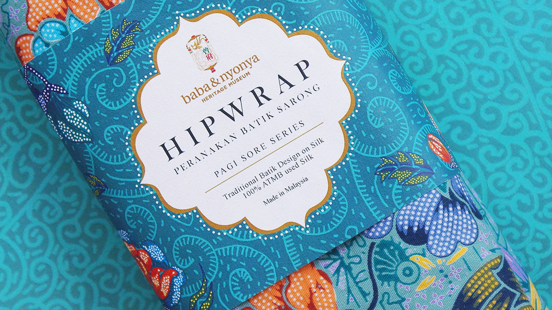 Featured image for This Colorful Sarong Packaging will take You on an Instant Vacation
