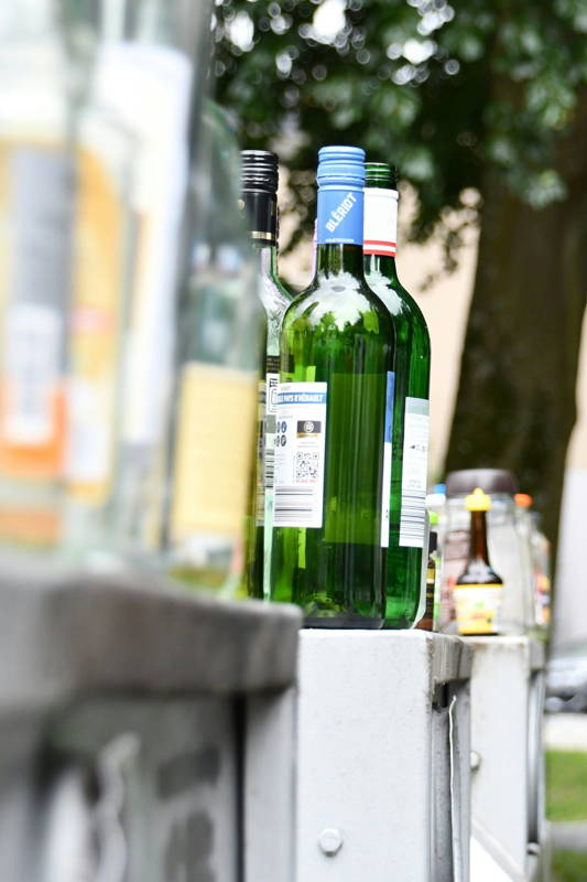 bouteilles de vin avec capsule en aluminium