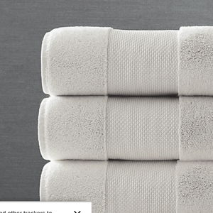 Frontgate Resort Collection™ Bath Towels, Set of Four (color: Fog)