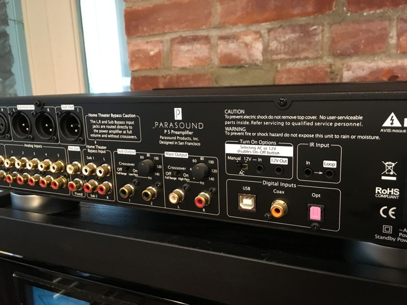 Parasound Halo P-5 Preamp in Black with Remote.  Phono Input!