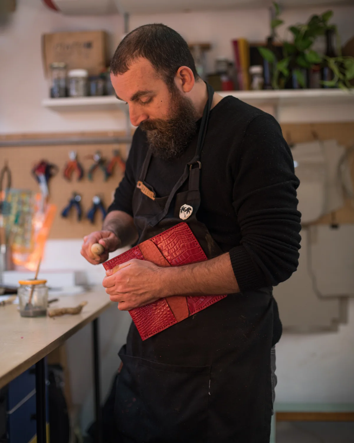 Design and Craft with Leather: Apprentice for a Day in Palermo